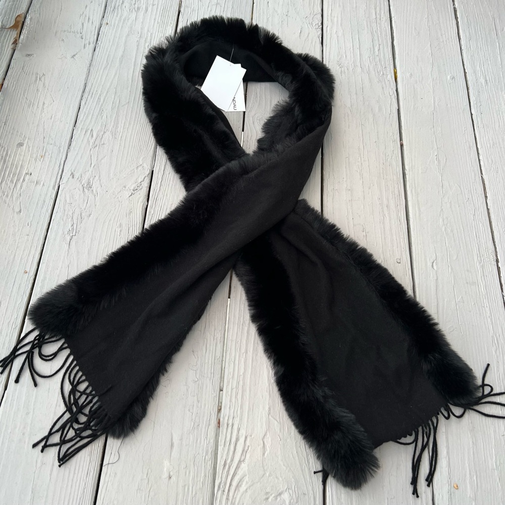 Adrienne Landau Scarf Women's Black NWT